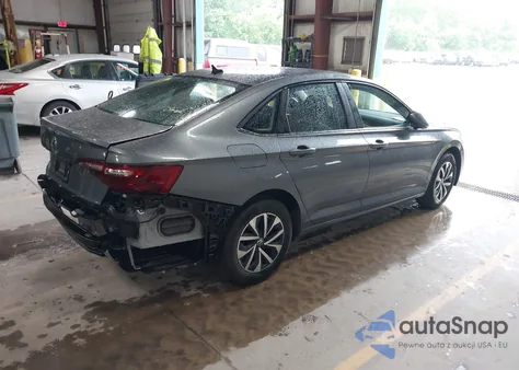 2024 Volkswagen Jetta 1.5T S z USA, uszkodzony, nr VIN 3VW5M7BU2RM039540